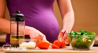 Питание беременной по триместрам: основы рациона